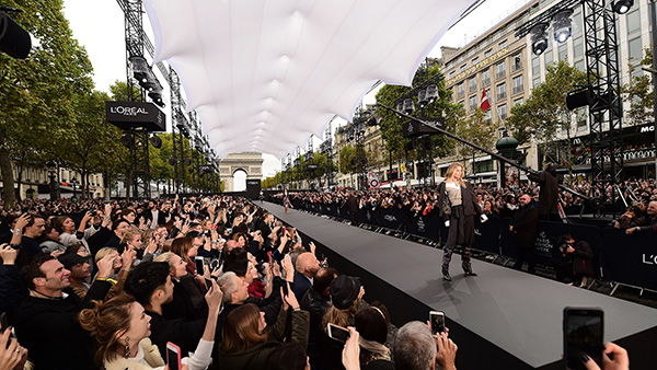 Ubi Bene et Matriochka Influences pour L’Oréal Paris - "Le Défilé L’Oréal Paris"