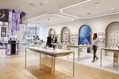 Lonsdale pour Huawei – « Huawei Flagship Paris »