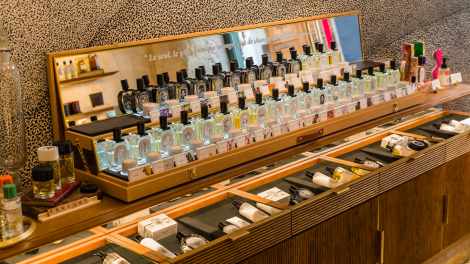 Blue Factory pour Diptyque – « Chaque adresse est un voyage »