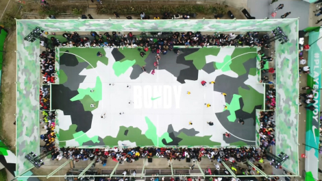 Yard pour Nike Play Bondy
