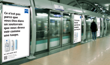 Dentsu et Dentsu Creative pour Zeiss Vision Care – « Les Affiches anti-buée »