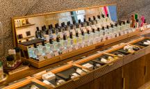 Blue Factory pour Diptyque – « Chaque adresse est un voyage »